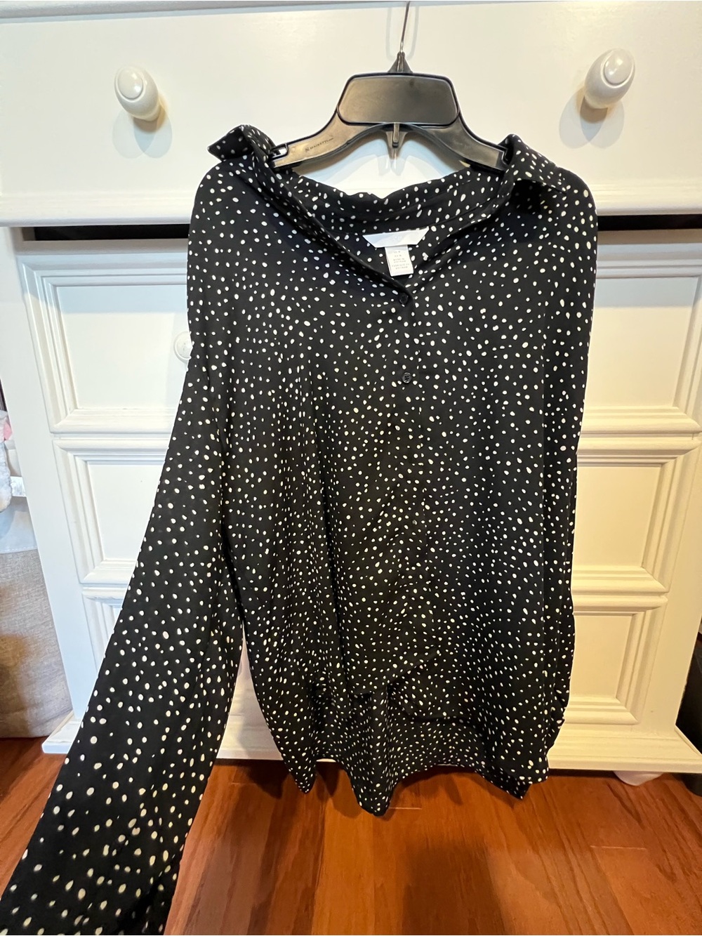 H & M Women's Black Polka Dot Button-Up Blouse